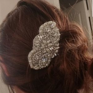 👰Bridal pearl and rhinestone hair comb